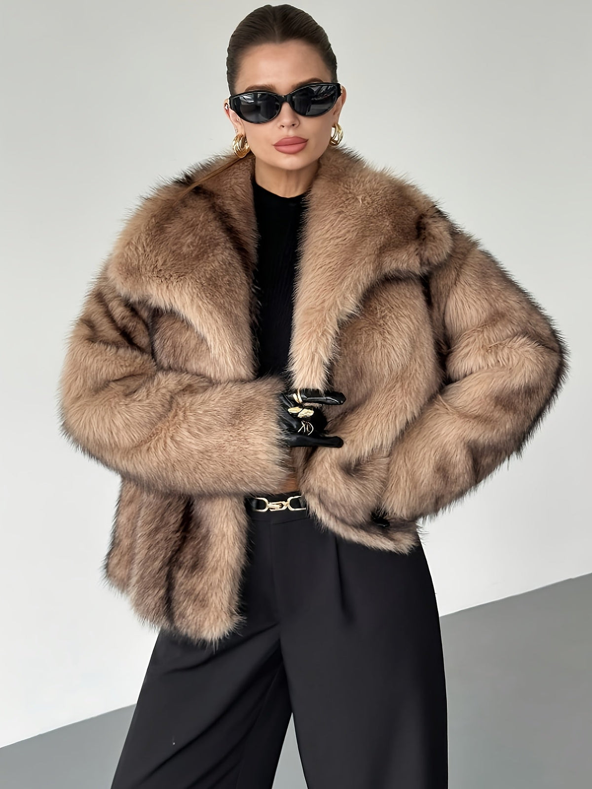 Cropped oversized faux fur coat in khaki for women