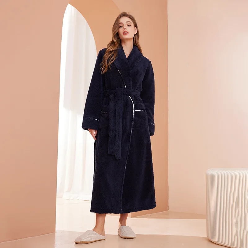Ankle-length piped sherpa robe for women