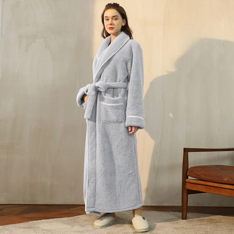 Ankle-length piped sherpa robe for women