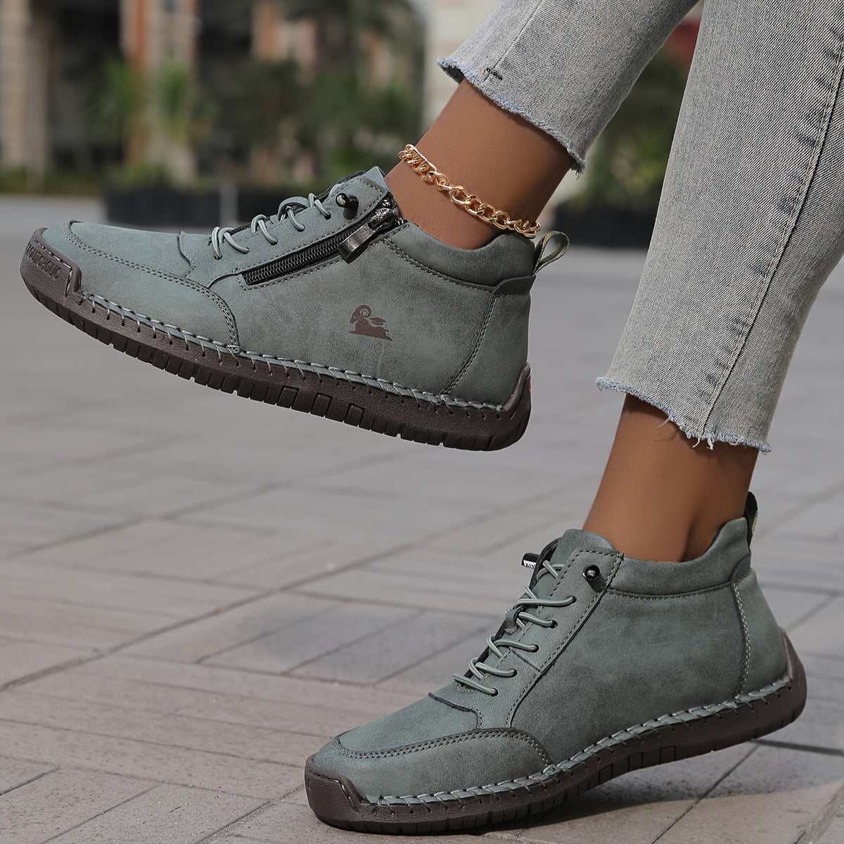 Side-zip ankle sneakers for women