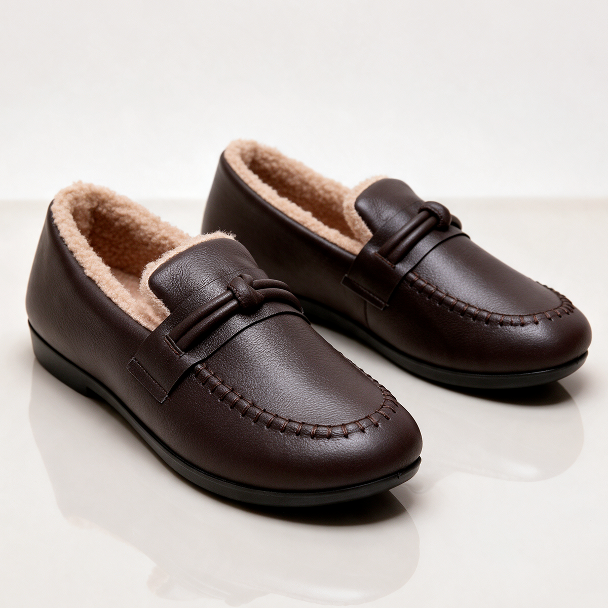 Fleece-lined knot leather-look loafers for women