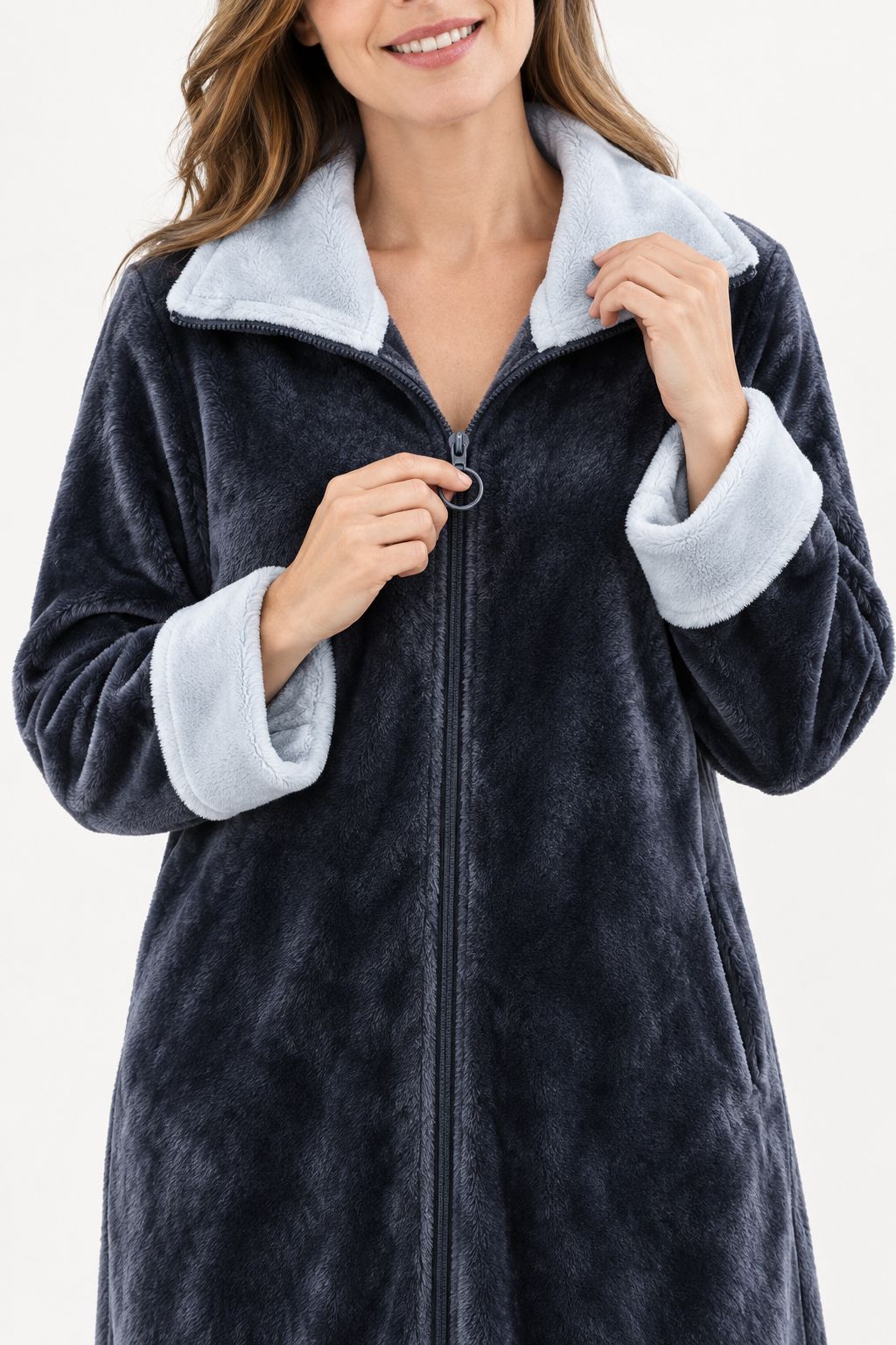 Zip-up fleece robe for women
