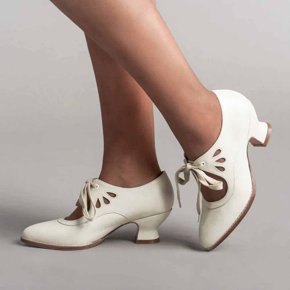 Vintage ribbon tie cutout kitten heels for women