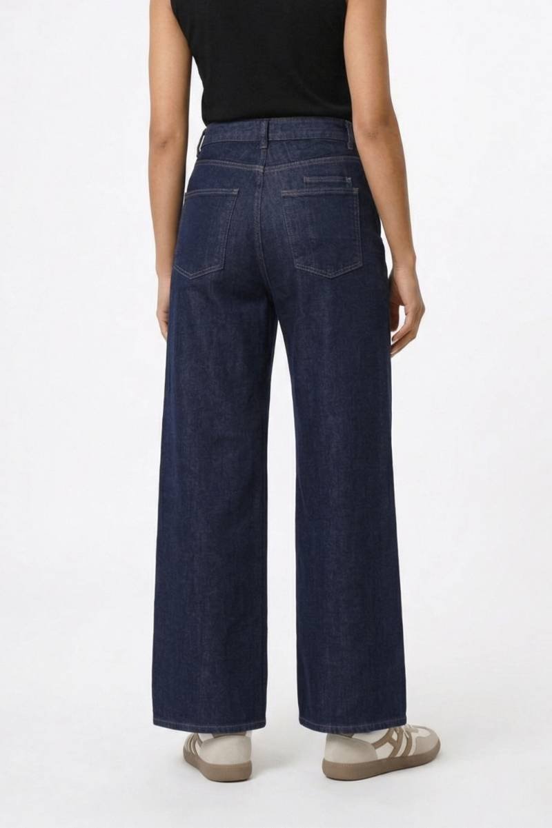 Belted wide leg jeans for women