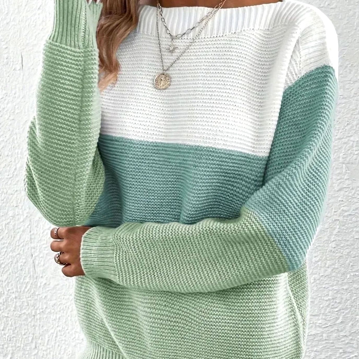Color block turtleneck knitted sweater for women