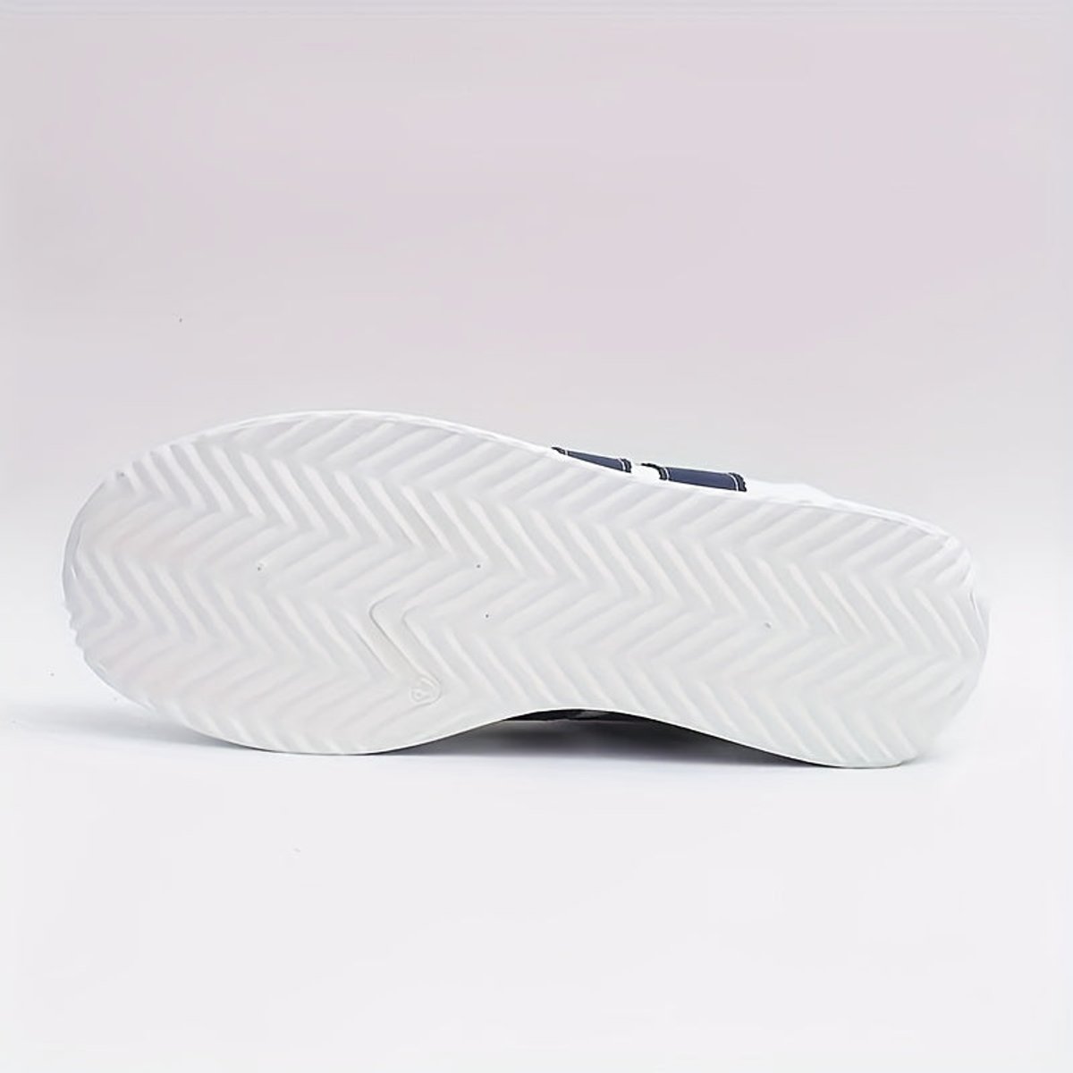 Striped leather-look sneakers for women