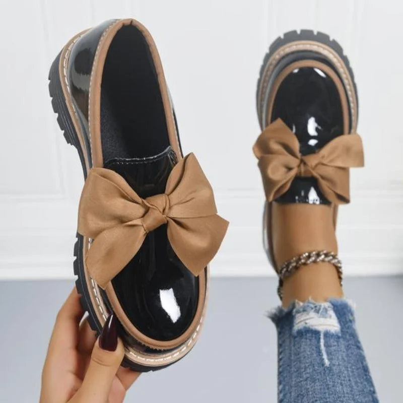 Big bow patent-look platform loafers for women