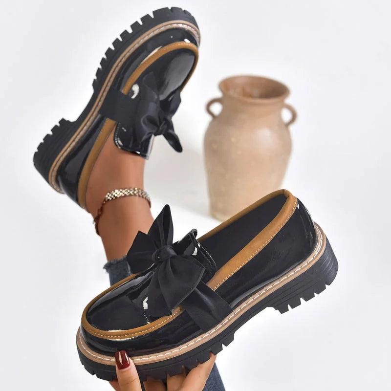 Big bow patent-look platform loafers for women