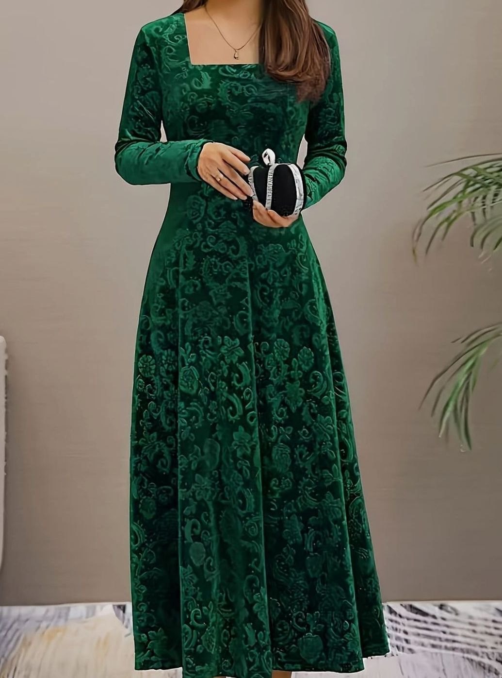 Floral-embossed velvet dress with square neck for women