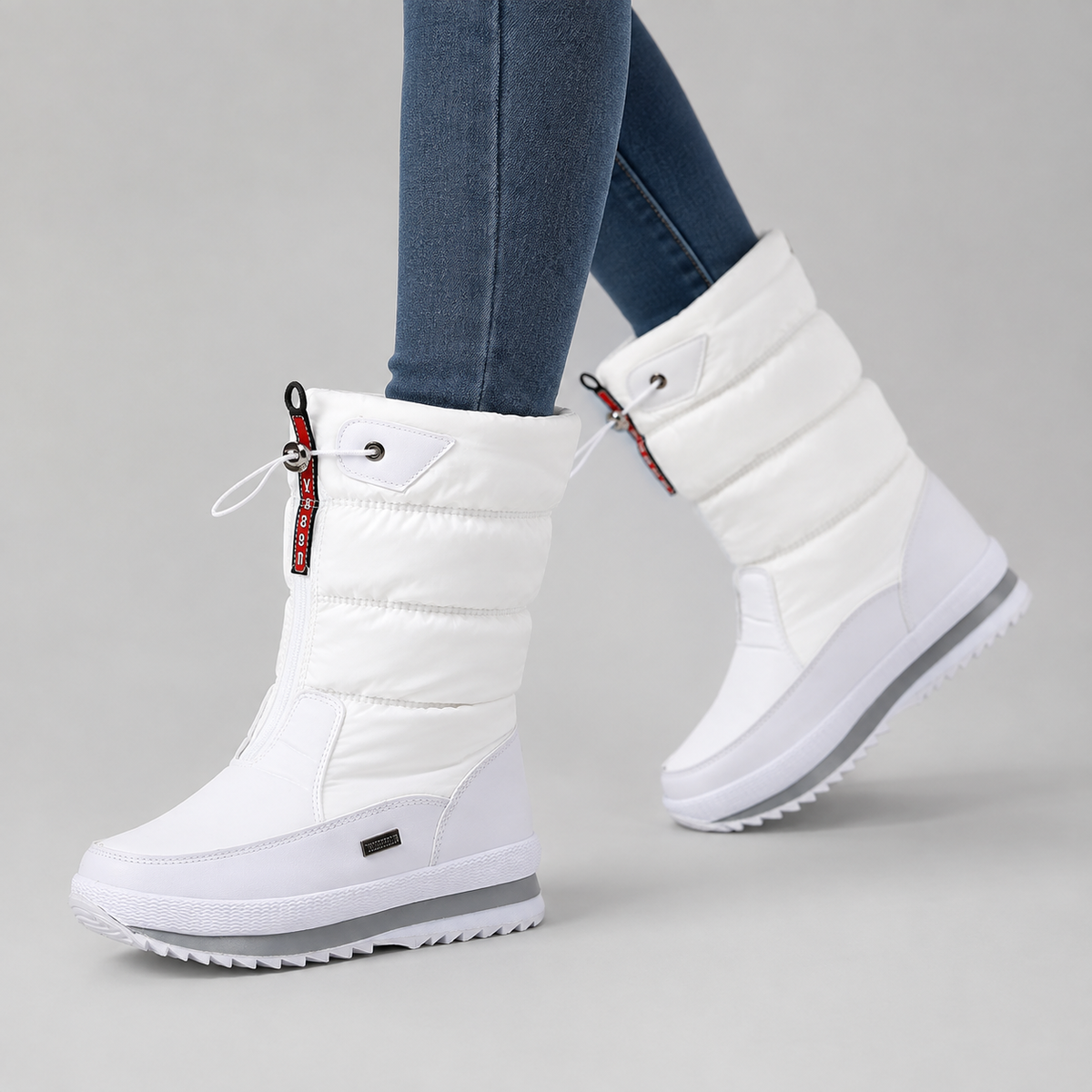 Waterproof quilted front-zip snow boots for women