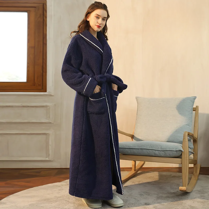 Ankle-length piped sherpa robe for women
