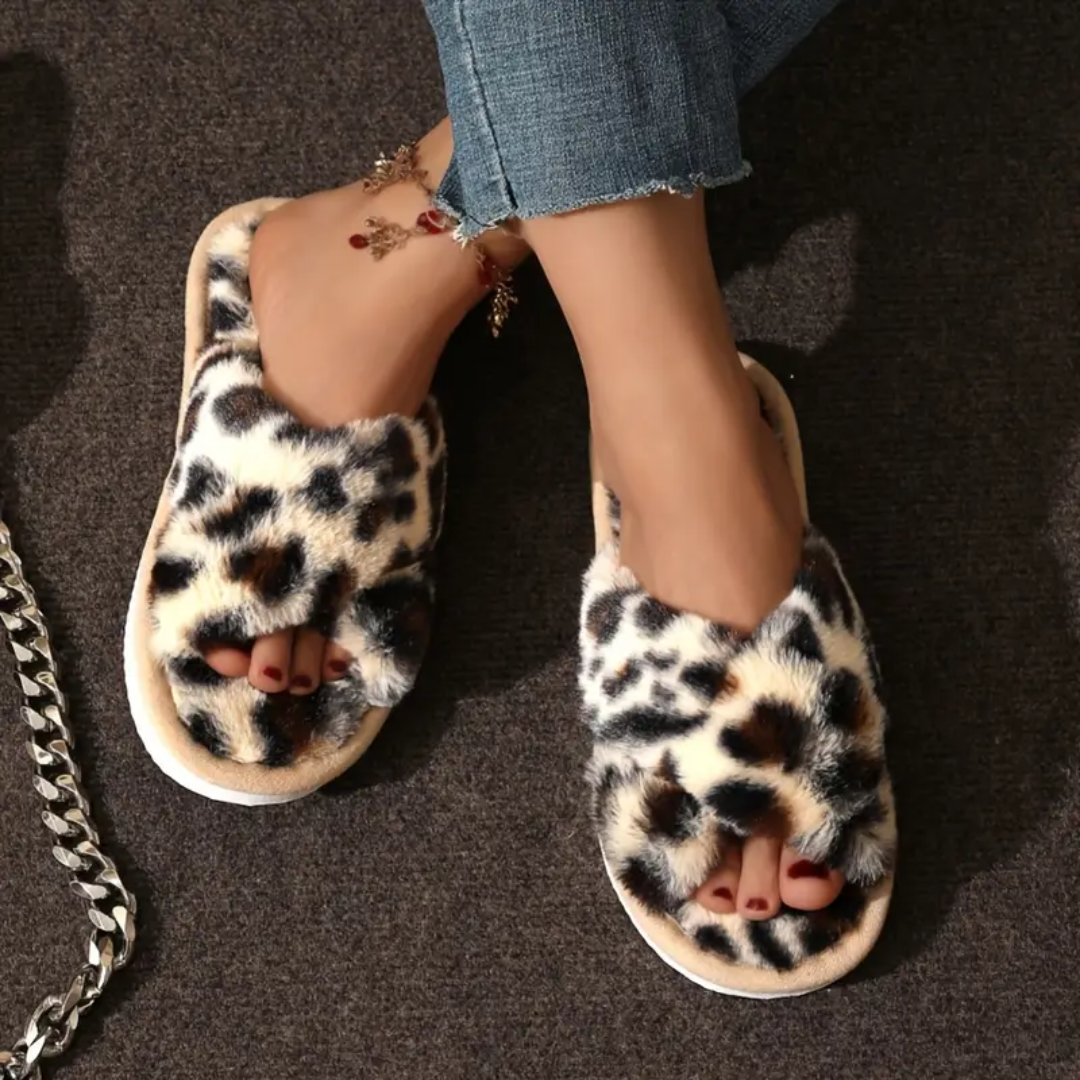 Criss cross fuzzy slippers for women