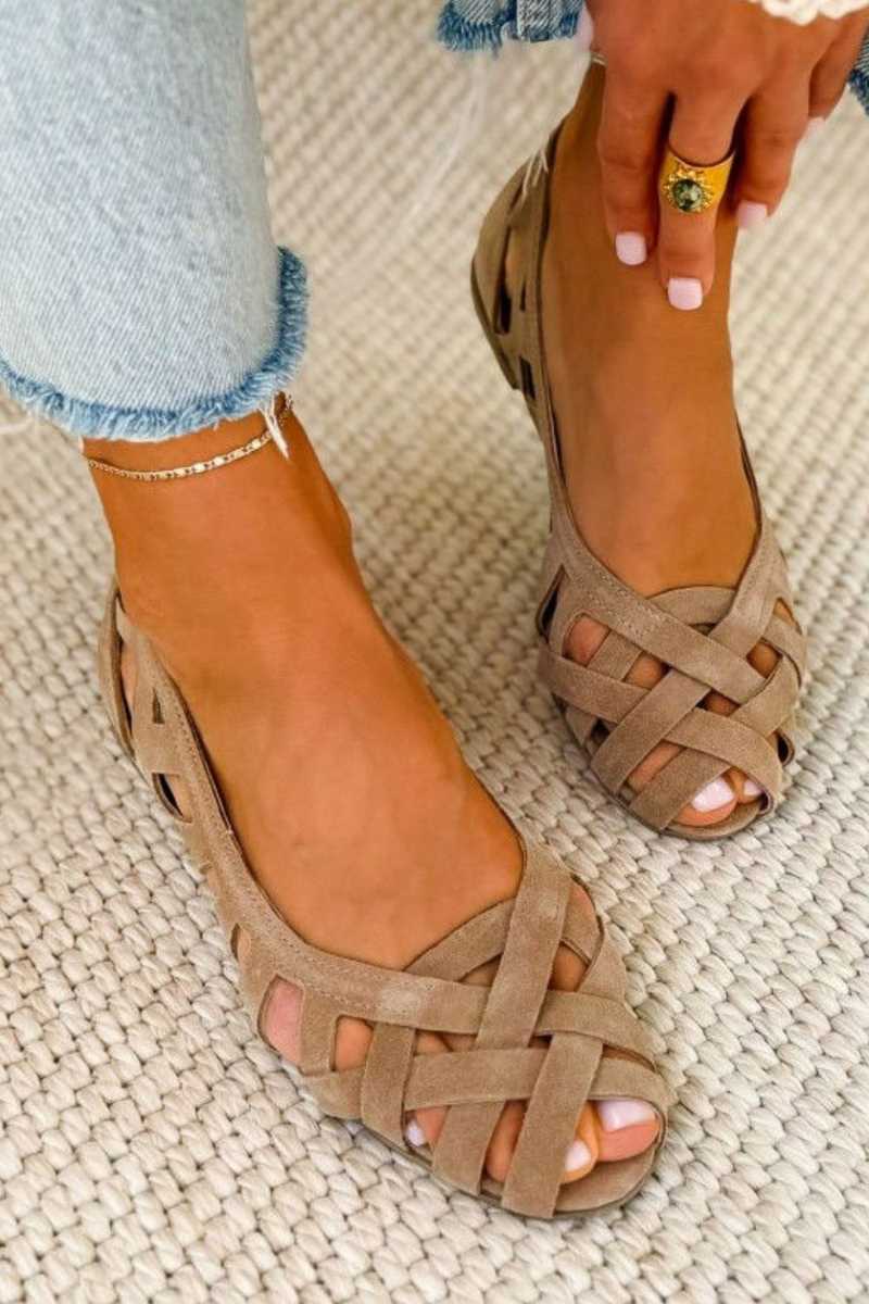Sandalias planas tiras entrecruzadas