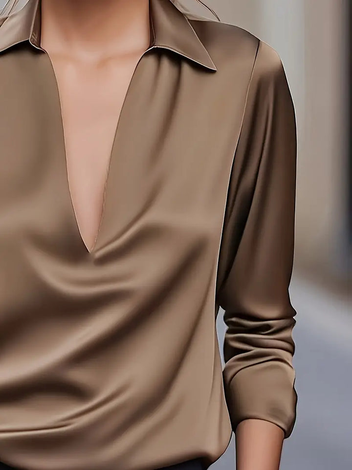 Nadene - Blusa Premium Con Cuello En V