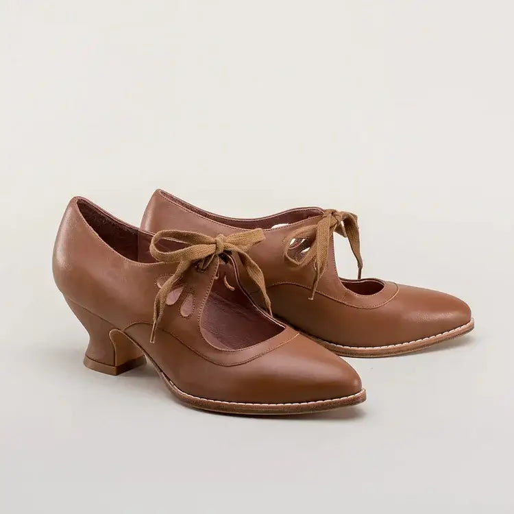 Vintage ribbon tie cutout kitten heels for women
