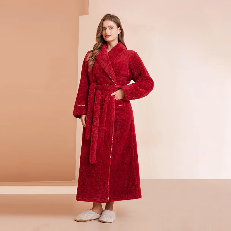 Ankle-length piped sherpa robe for women