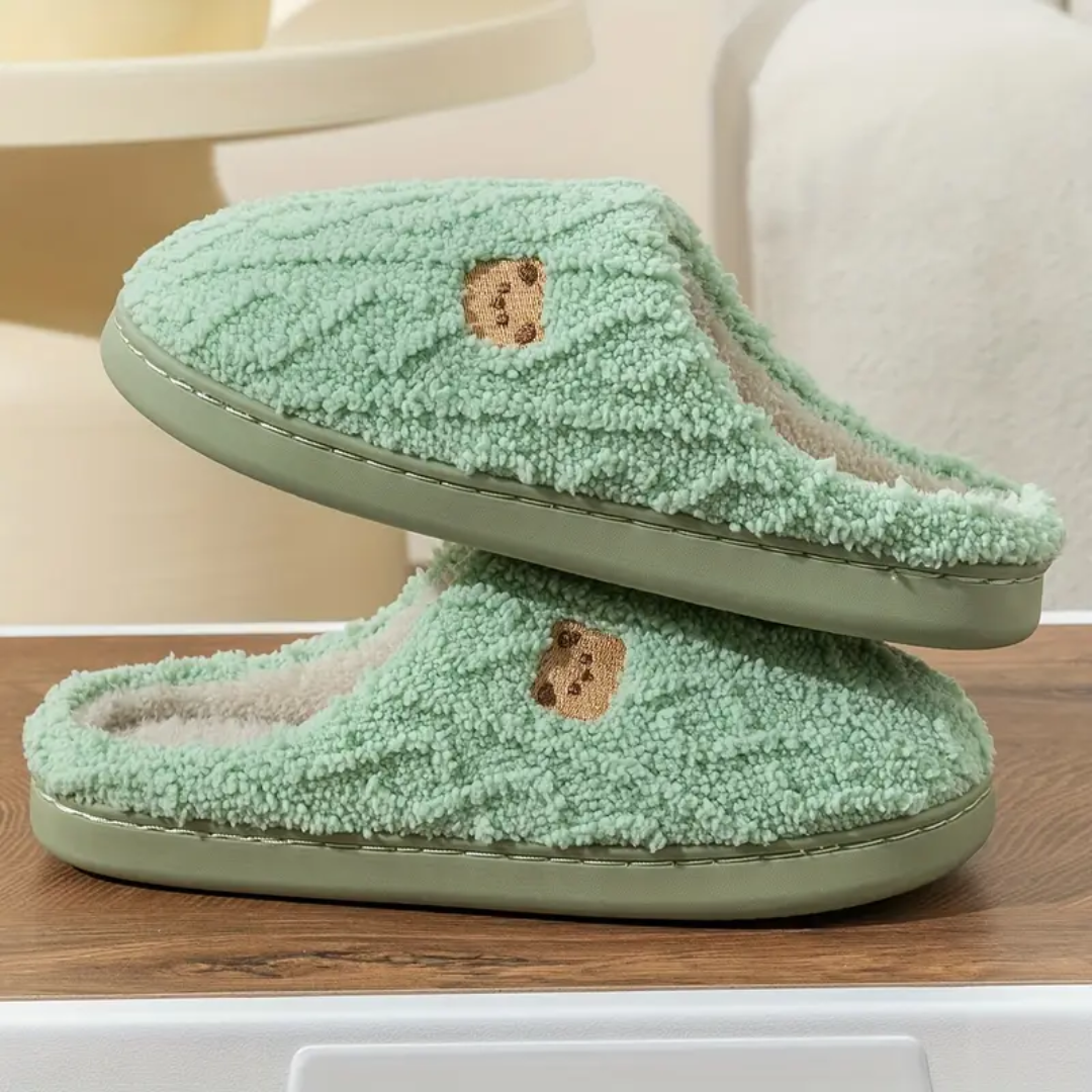 Bear print sherpa slippers for women