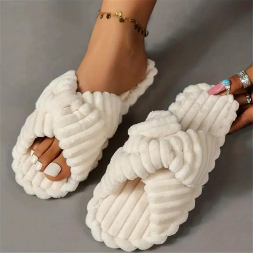 Cross knit plush slippers in white for women