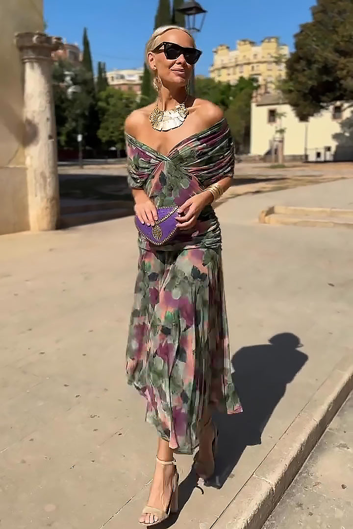 Vestido elegante con cuello en V