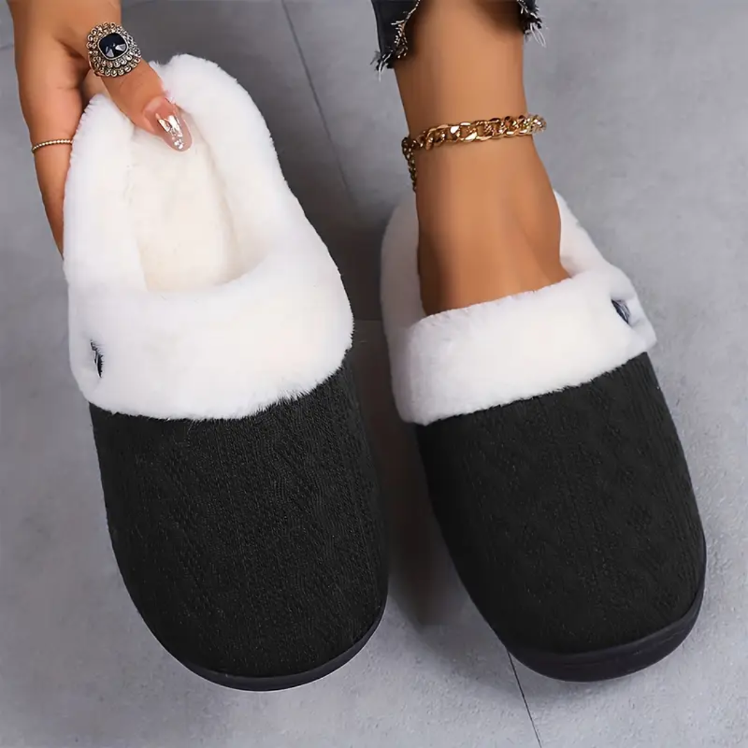 Open back sherpa slippers in black for women
