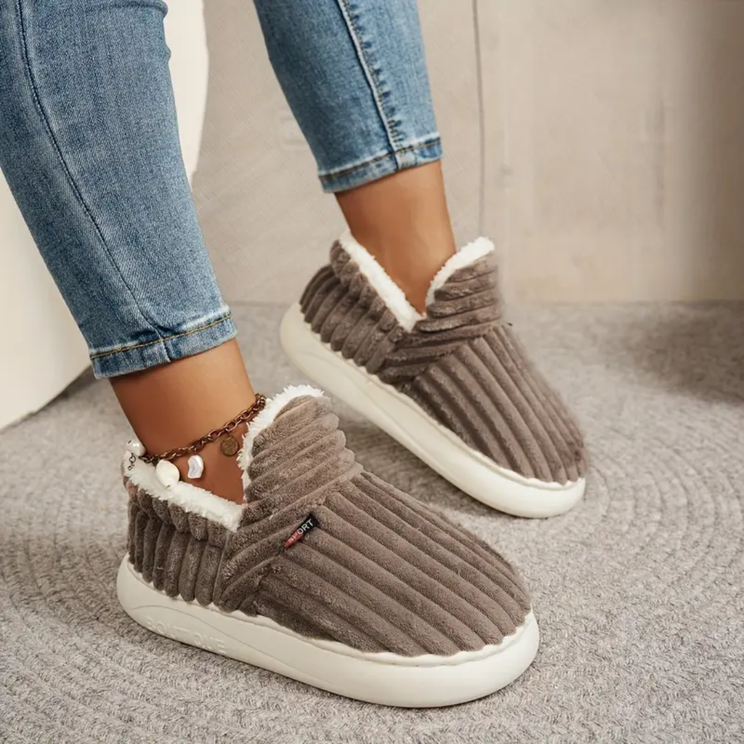 Ribbed fleece lined slippers for women