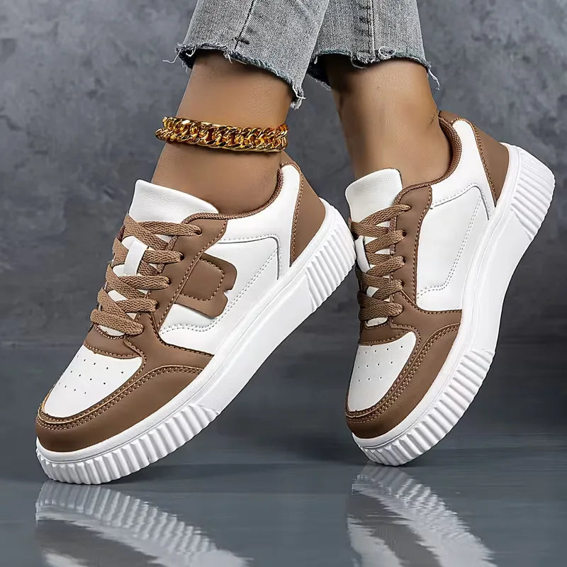 Panelled court sneakers for women