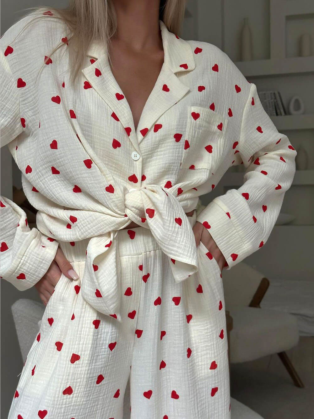 Heart print pajama set in white for women