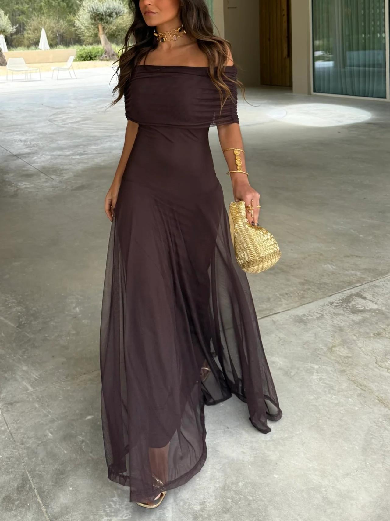 Vestido largo con hombros descubiertos para mujer