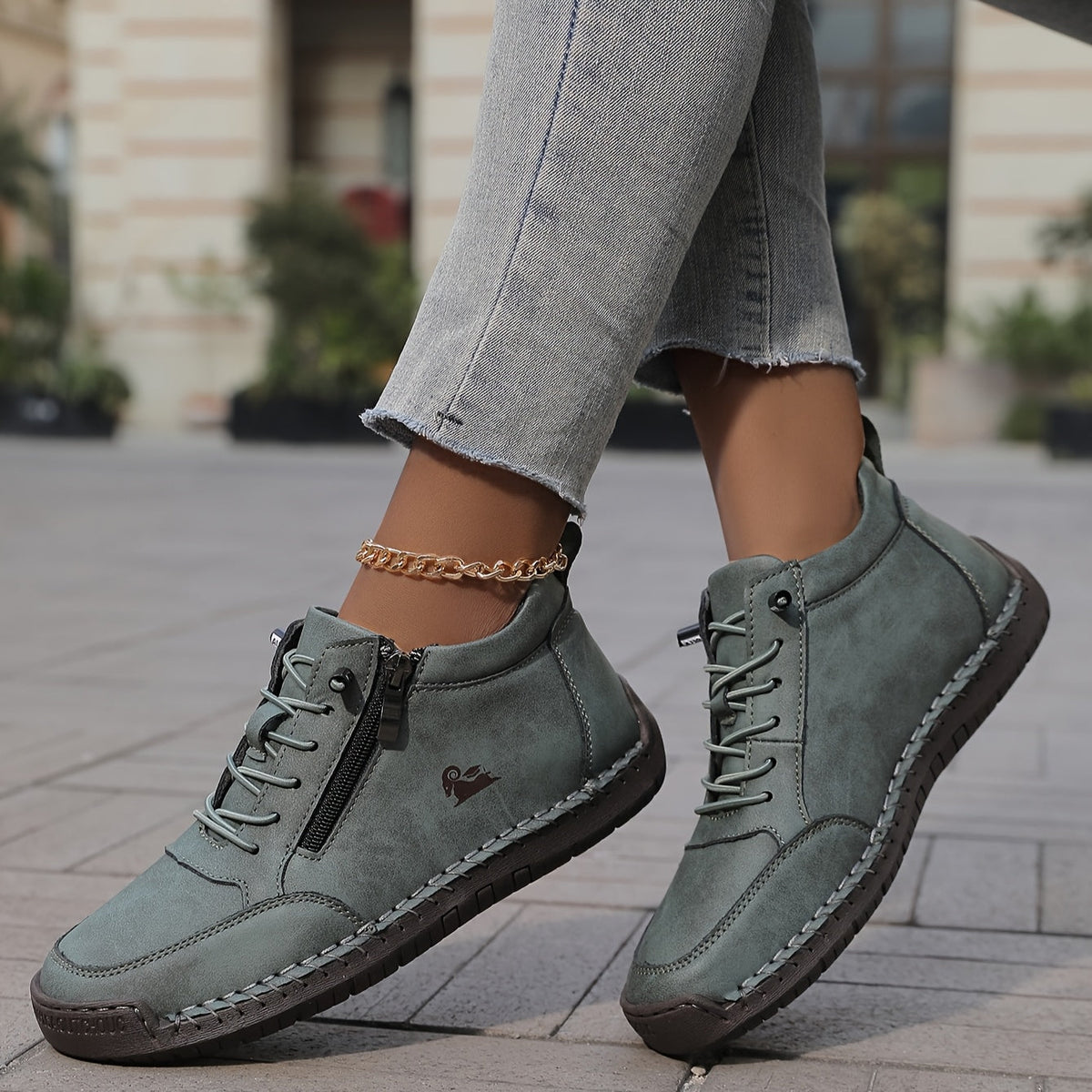 Side-zip ankle sneakers for women