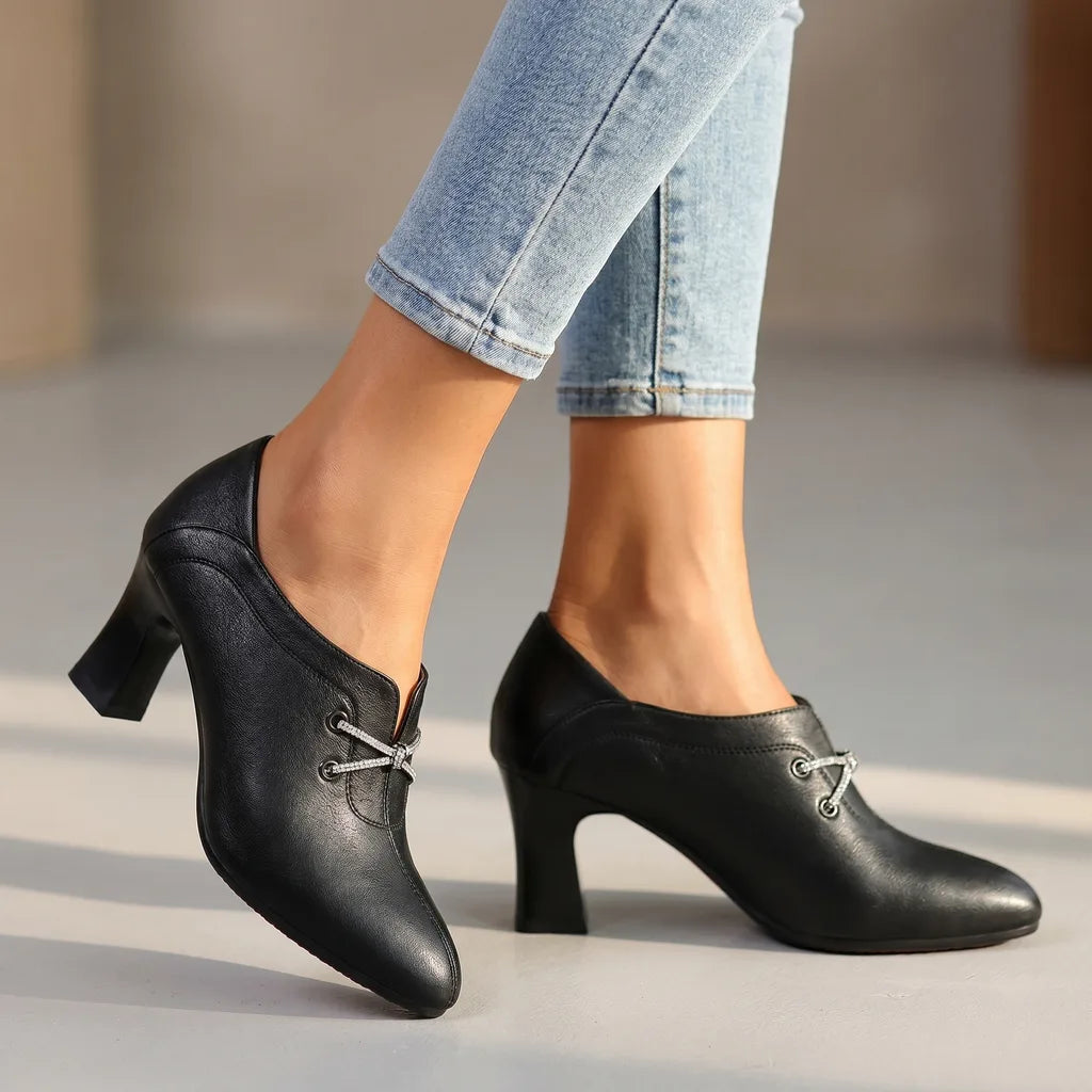 classic heeled pumps black for women