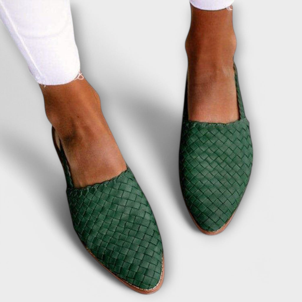 Mocasines trenzados vista lateral