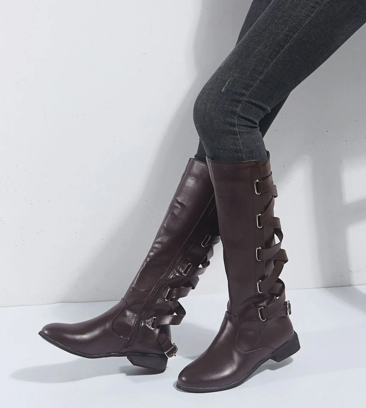 Buckle knee-high riding boots for women