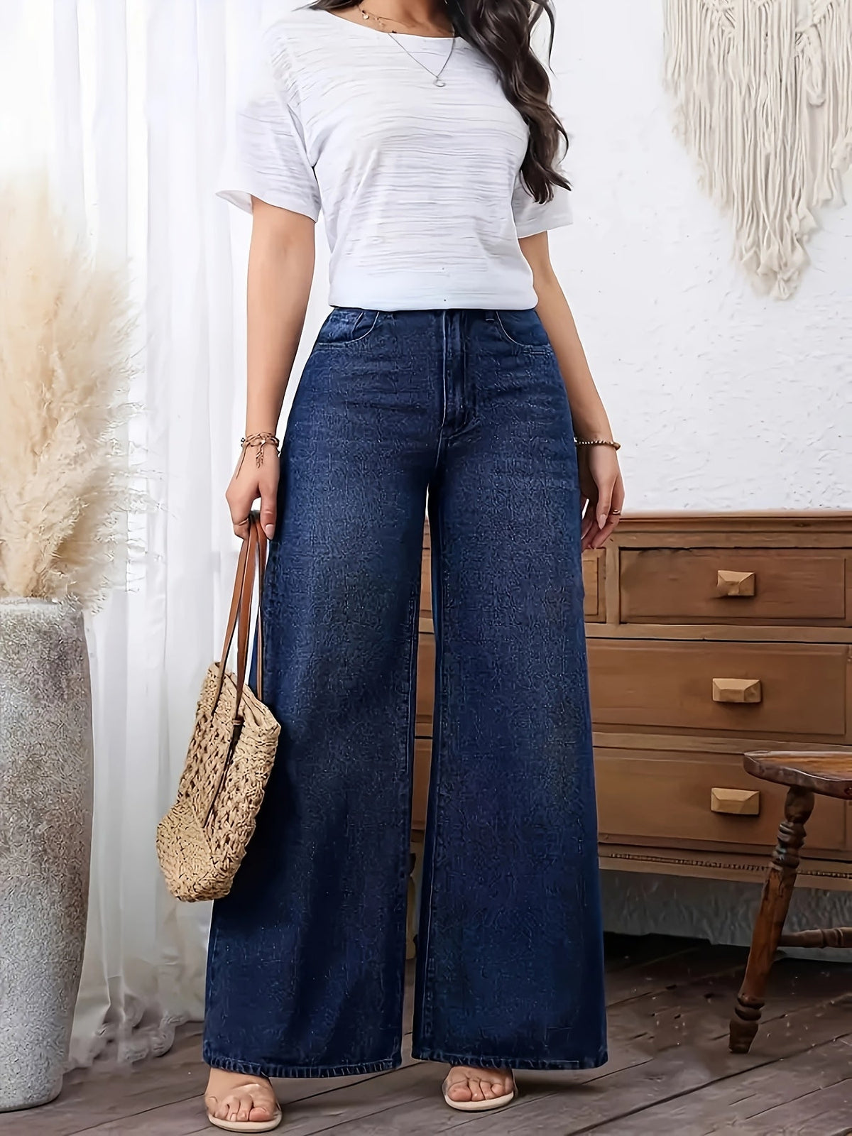Flowing wide leg jeans for women