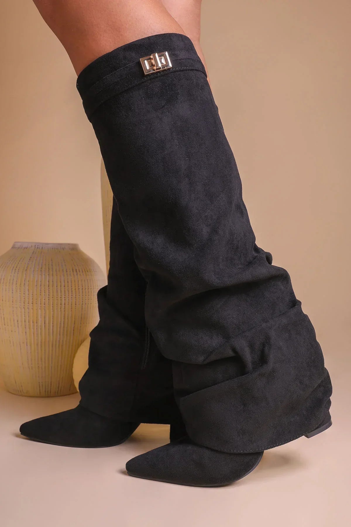 Pointed toe knee-high slouch boots for women