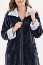 Zip-up fleece robe for women