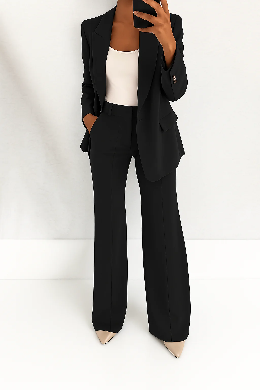 Blazer and wide-leg pant set in black for women