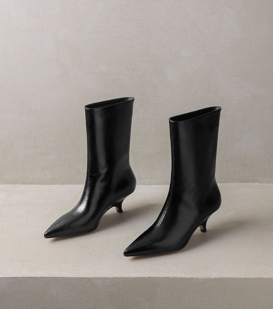 Curved kitten heel ankle boots for women