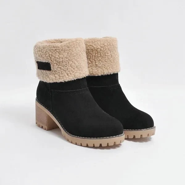 Ankle boots in black for women
