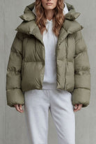 Oversized collar cropped puffer jacket for women