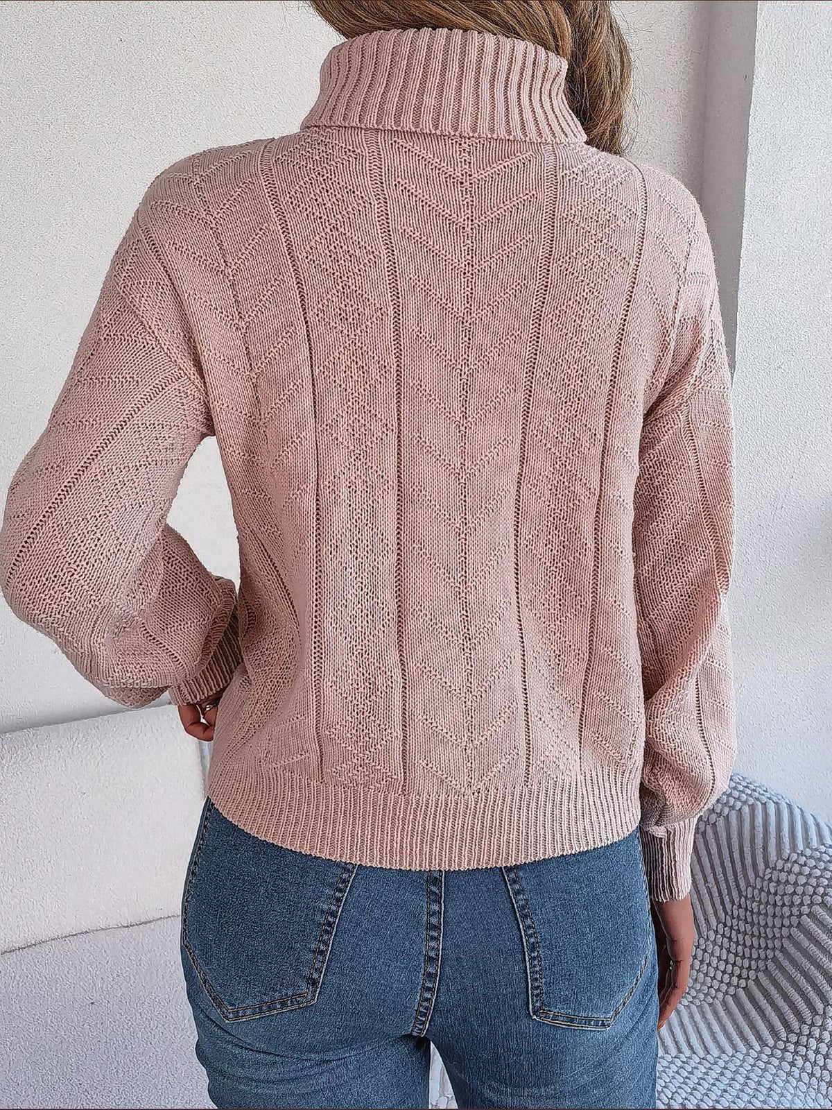 Cable knit turtleneck sweatshirt for women