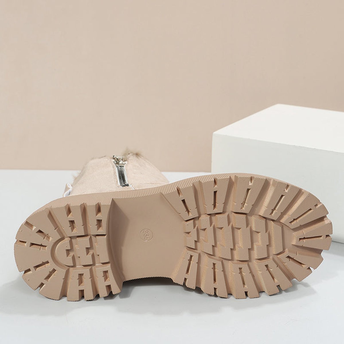 Suede-look slip-on snow boots for women
