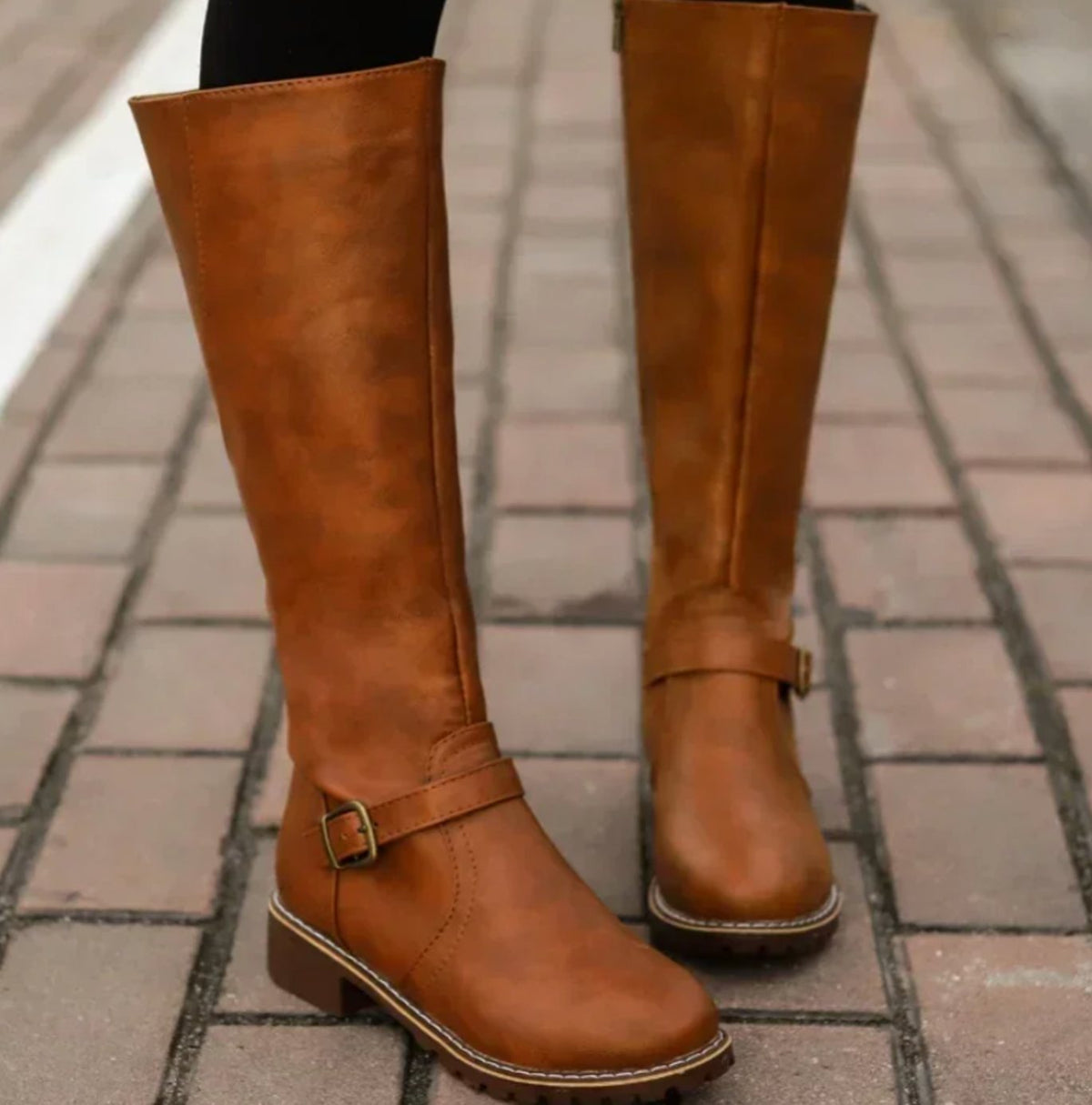 Buckle strap leather riding boots for women