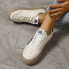 Lace-up cushioned sneakers for women