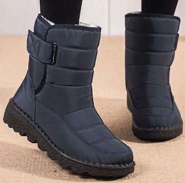 Quilted water-resistant ankle snow boots for women