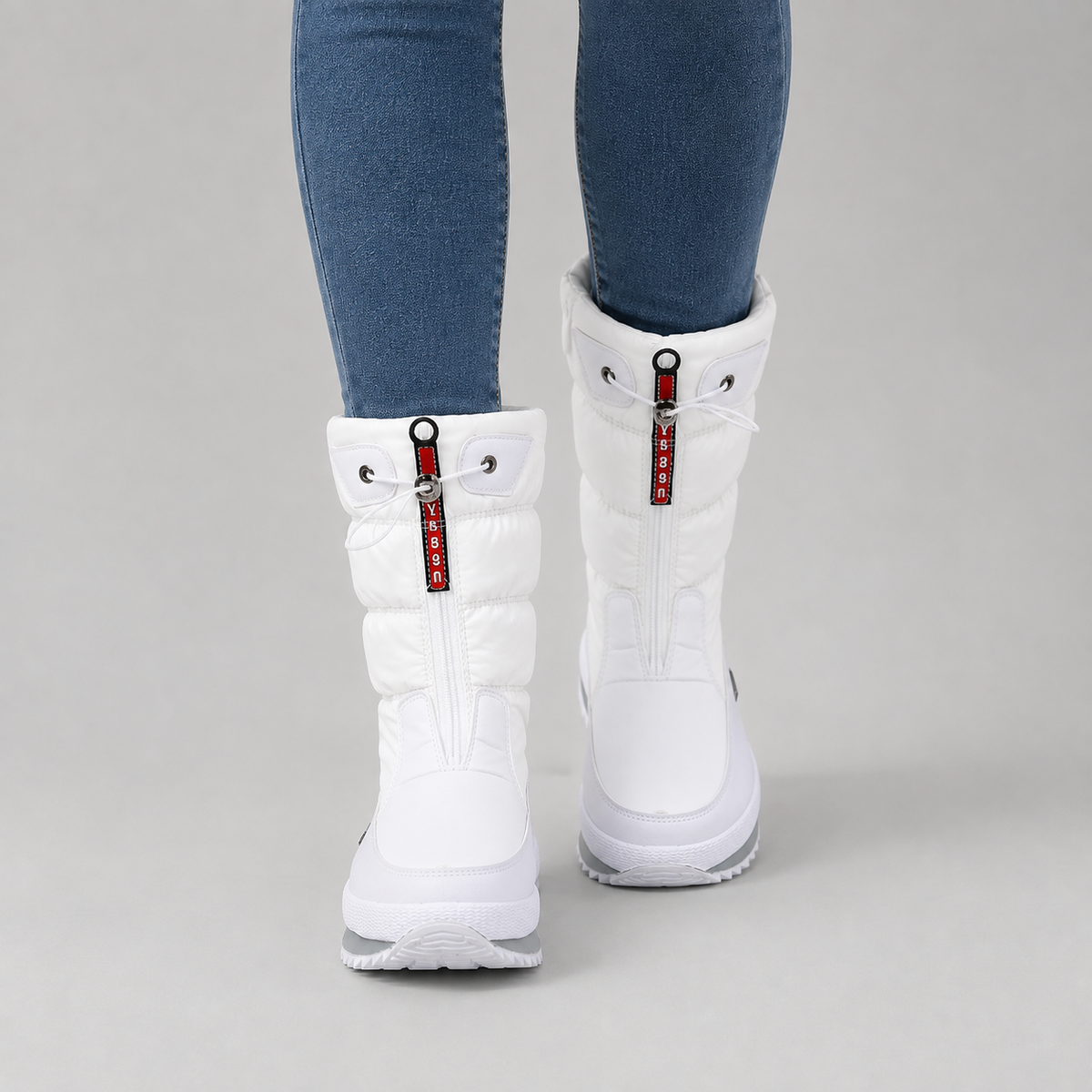 Waterproof quilted front-zip snow boots for women